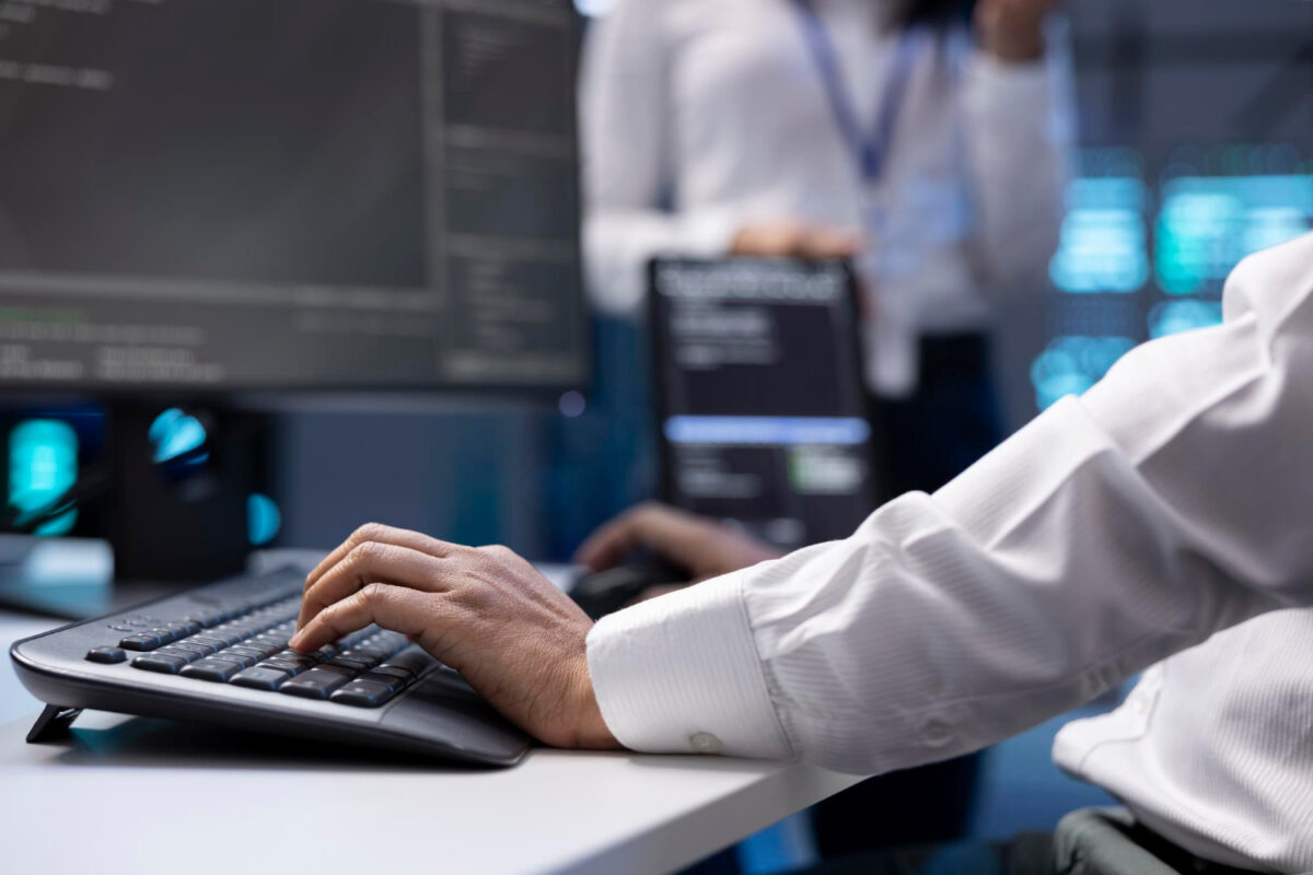 Zalety i wady outsourcingu IT